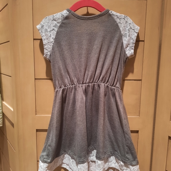 Peanut & ollie toddler dress 3T - Picture 2 of 5